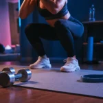 Gym direct renforcement musculaire : 7 exercices full body sans matériel, à la maison